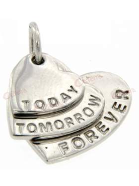 Ασημένιο μενταγιόν, σε σχέδιο τριπλή καρδιά με λογότυπο today,tomorrow,forever